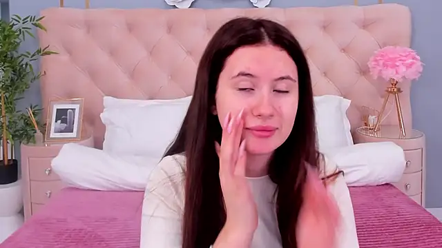 milaleoneli online show from January 27, 12:37 pm