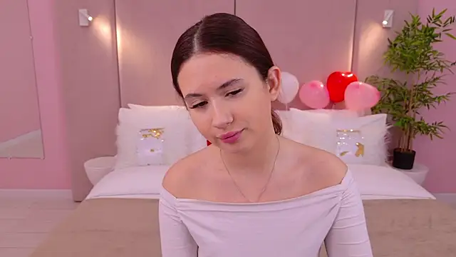 milaleoneli online show from February 15, 12:33 pm