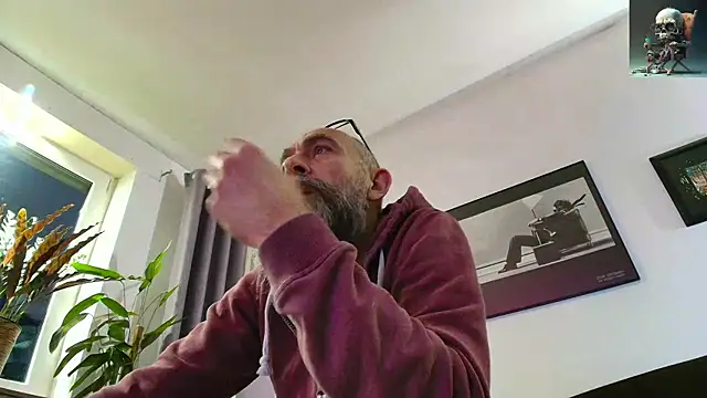 Kingsscepter online show from February 9, 5:22 pm