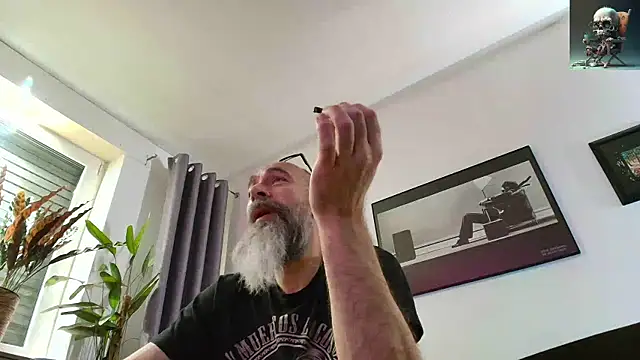 Kingsscepter online show from February 9, 8:45 pm