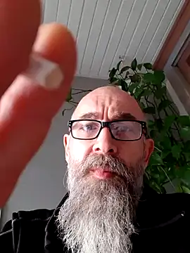 Kingsscepter online show from February 10, 9:47 am