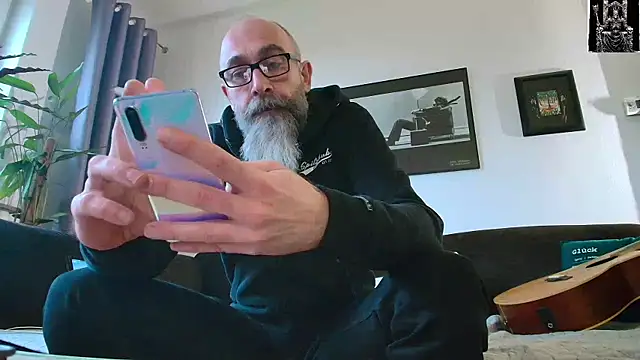 Kingsscepter online show from February 12, 4:00 pm