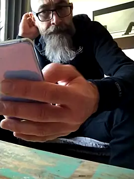 Kingsscepter online show from February 17, 4:15 pm