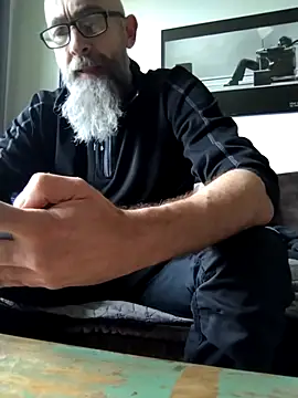 Kingsscepter online show from February 21, 1:00 pm