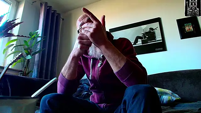 Kingsscepter online show from March 8, 10:11 am