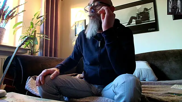 Kingsscepter online show from March 19, 5:17 pm