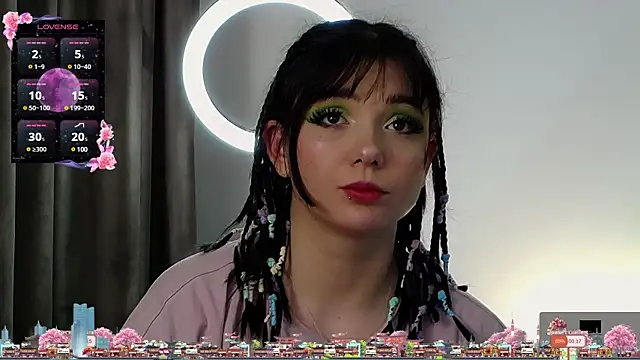 AveryWillow online show from March 4, 5:56 pm