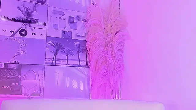 MiaCavallii  online show from November 2, 4:04 am