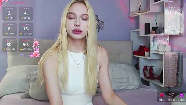 Snapshot of White_Lioness chatting on September 16, 2:51 pm White Lioness online show from September 16, 2:51 pm