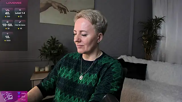 Snapshot of Nika_Smit chatting on March 3, 2:26 pm Nika Smit online show from March 3, 2:26 pm