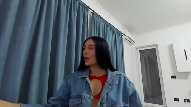 Snapshot of IvyKaelani chatting on December 20, 2:38 pm IvyKaelani online show from December 20, 2:38 pm