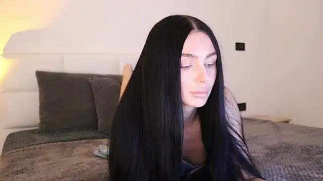 Snapshot of IvyKaelani chatting on January 25, 8:00 pm IvyKaelani online show from January 25, 8:00 pm