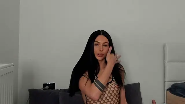 Snapshot of IvyKaelani chatting on February 12, 4:11 pm IvyKaelani online show from February 12, 4:11 pm