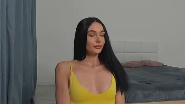 Snapshot of IvyKaelani chatting on March 10, 6:45 pm IvyKaelani online show from March 10, 6:45 pm