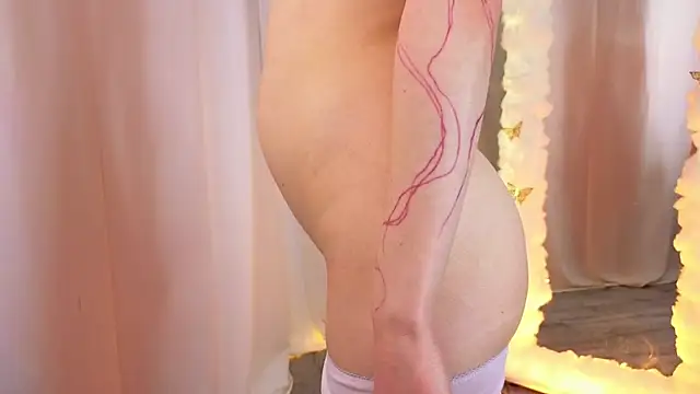 AlisiaSpinnet  online show from January 24, 1:14 pm