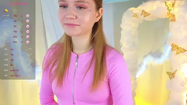 AlisiaSpinnet  online show from March 18, 7:19 am