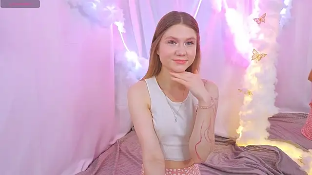 AlisiaSpinnet  online show from October 19, 3:56 pm