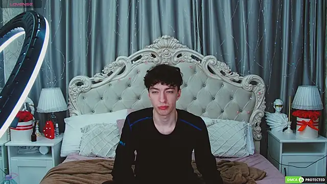 TrevorBenson online show from September 20, 6:09 pm