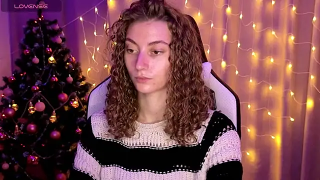 lady curls online show from December 28, 11:16 pm