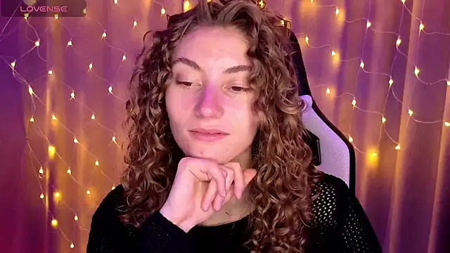 lady curls online show from January 9, 2:22 am