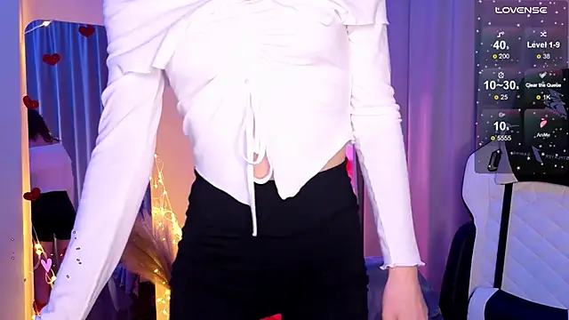 lady curls online show from February 26, 11:59 pm