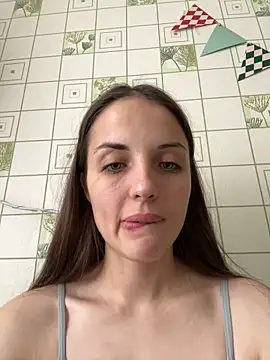 Snapshot of AmiLavs chatting on December 30, 11:37 am AmiLavs online show from December 30, 11:37 am