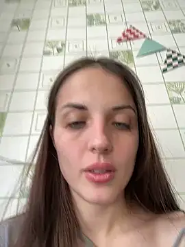 Snapshot of AmiLavs chatting on December 31, 11:09 am AmiLavs online show from December 31, 11:09 am