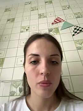 Snapshot of AmiLavs chatting on January 4, 11:11 am AmiLavs online show from January 4, 11:11 am