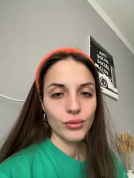 Snapshot of AmiLavs chatting on January 17, 11:49 am AmiLavs online show from January 17, 11:49 am