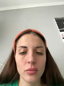 Snapshot of AmiLavs chatting on January 18, 11:21 am AmiLavs online show from January 18, 11:21 am