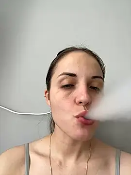 Snapshot of AmiLavs chatting on January 28, 10:34 am AmiLavs online show from January 28, 10:34 am