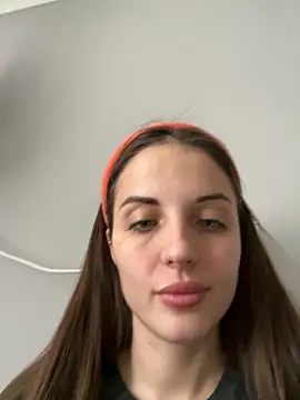 Snapshot of AmiLavs chatting on February 7, 11:12 am AmiLavs online show from February 7, 11:12 am