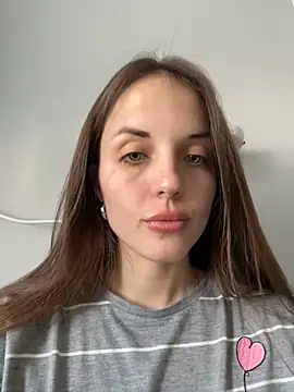 Snapshot of AmiLavs chatting on March 10, 11:53 am AmiLavs online show from March 10, 11:53 am