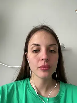 Snapshot of AmiLavs chatting on March 17, 11:42 am AmiLavs online show from March 17, 11:42 am