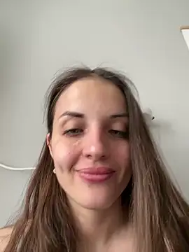 Snapshot of AmiLavs chatting on March 22, 11:42 am AmiLavs online show from March 22, 11:42 am