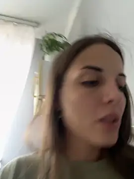 Snapshot of AmiLavs chatting on September 12, 10:59 am AmiLavs online show from September 12, 10:59 am