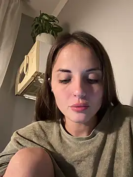 Snapshot of AmiLavs chatting on September 22, 8:22 pm AmiLavs online show from September 22, 8:22 pm