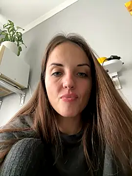 Snapshot of AmiLavs chatting on October 15, 7:08 am AmiLavs online show from October 15, 7:08 am