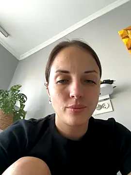 Snapshot of AmiLavs chatting on November 3, 11:44 am AmiLavs online show from November 3, 11:44 am