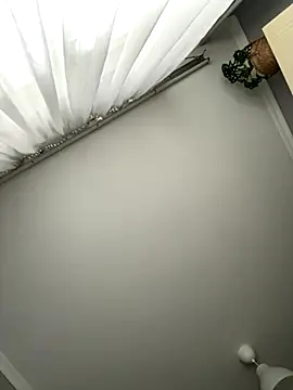 Snapshot of AmiLavs chatting on November 16, 10:54 am AmiLavs online show from November 16, 10:54 am