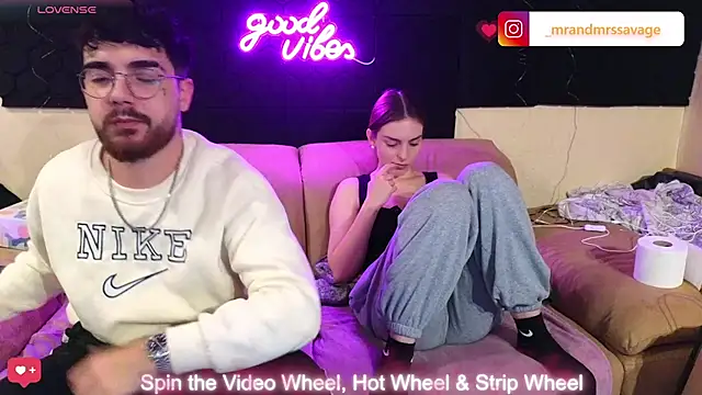 MrAndMrsSavage online show from January 4, 8:27 pm