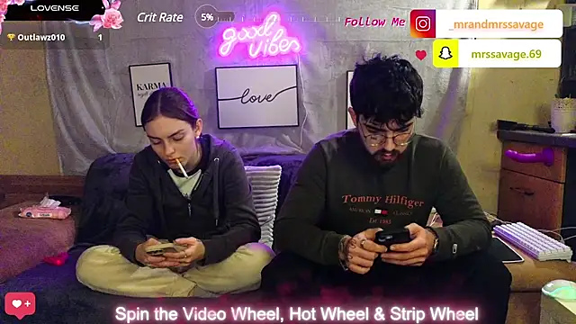 MrAndMrsSavage online show from January 19, 8:09 pm