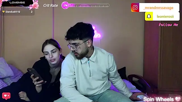 MrAndMrsSavage online show from February 6, 6:02 pm