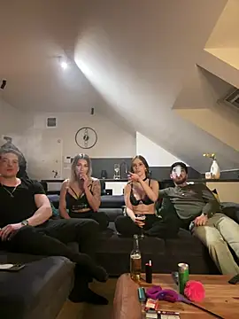 MrAndMrsSavage online show from March 13, 5:39 pm