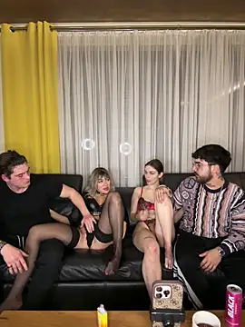 MrAndMrsSavage online show from March 14, 11:53 pm