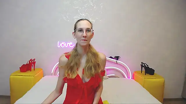 KlaryBrait online show from March 1, 4:33 pm