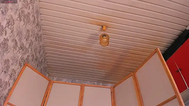 the perfectgirl online show from March 10, 12:48 pm