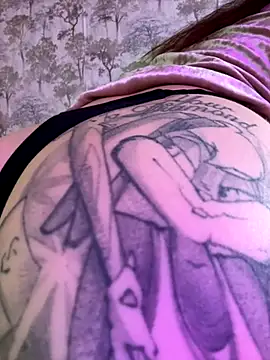 the perfectgirl online show from November 1, 8:33 pm