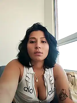 Pauilina online show from January 18, 10:17 pm