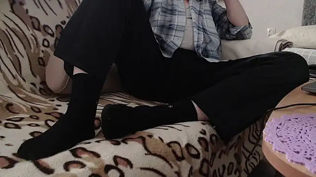 nikdov3 online show from December 2, 7:25 am